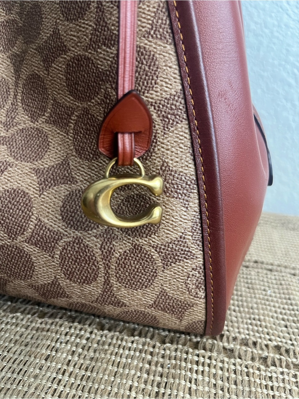 COACH Lori Shoulder Bag Signature Canvas C4825 Tan Rust New Without Tags - Picture 12 of 16